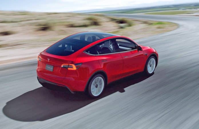 model y prisstigninger