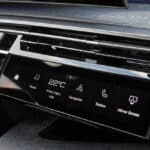 Peugeot e3008 toggles