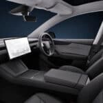Tesla Model Y 2025 stilk