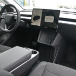 Tesla Model Y kabine 5