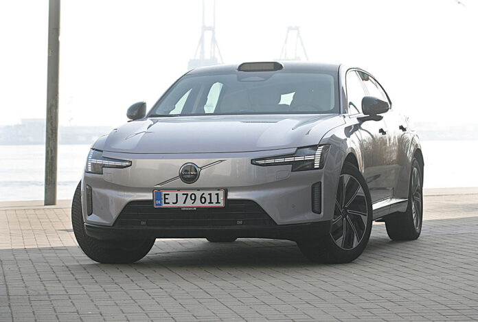 Volvo ES90 for 1