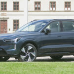 Volvo EX90 for 2